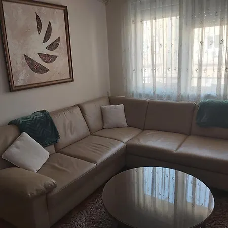 Lumina Apartment *